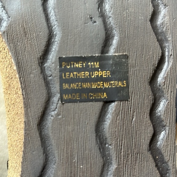 Tan suede pull on low held boots with side detailing. Putney - Picture 5 of 8